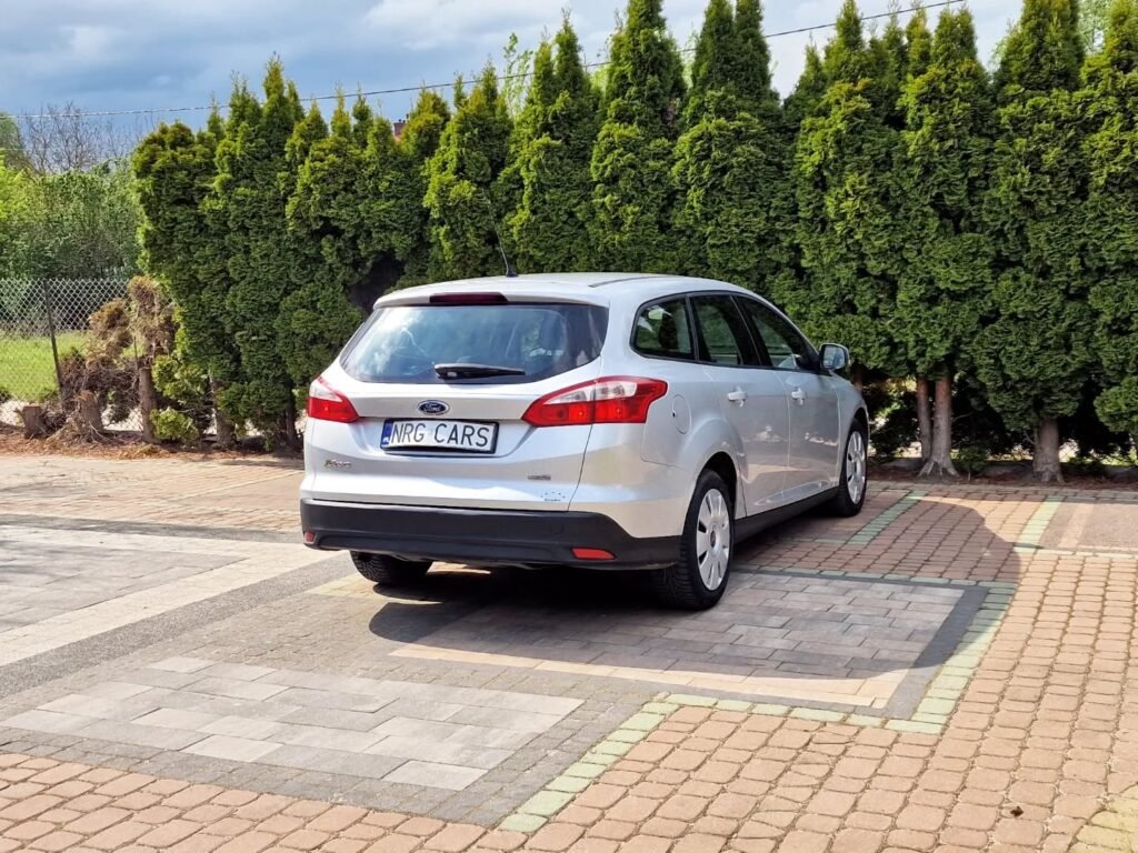 Ford Focus Kombi Механическая 1.6 L