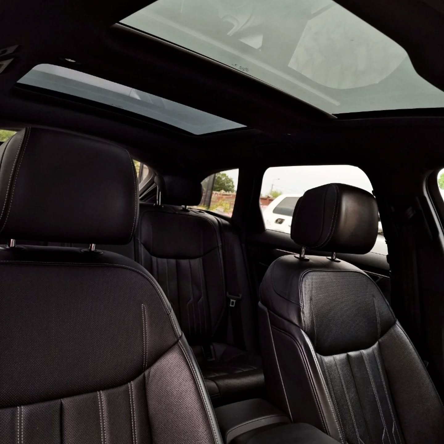 Audi S6 Sedan Автоматическая 3.0 L