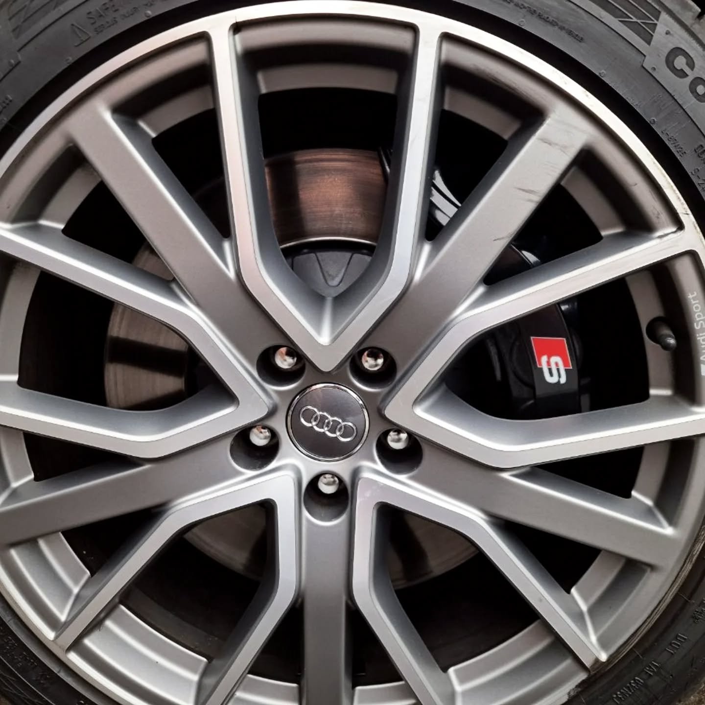 Audi S6 Sedan Автоматическая 3.0 L