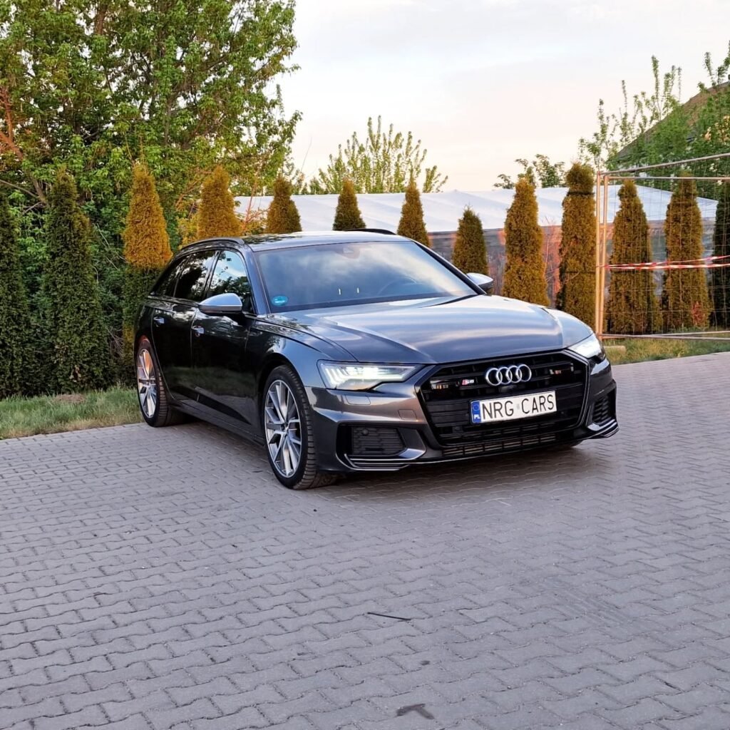 Audi S6 Sedan Автоматическая 3.0 L