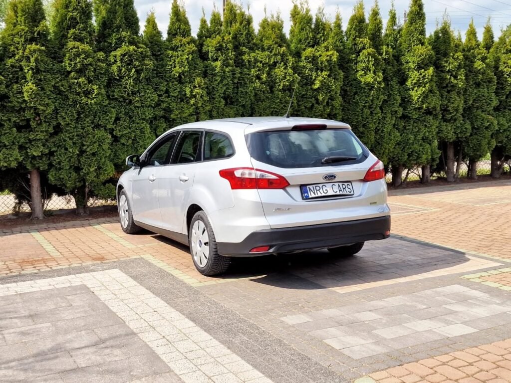 Ford Focus Kombi Механическая 1.6 L