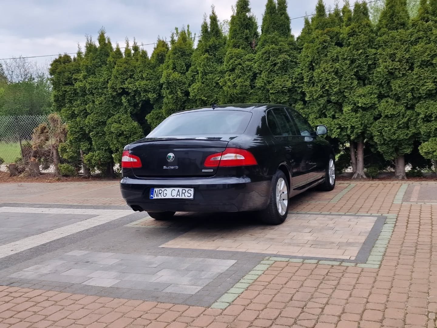 Skoda Superb Sedan Механическая 1.6 L