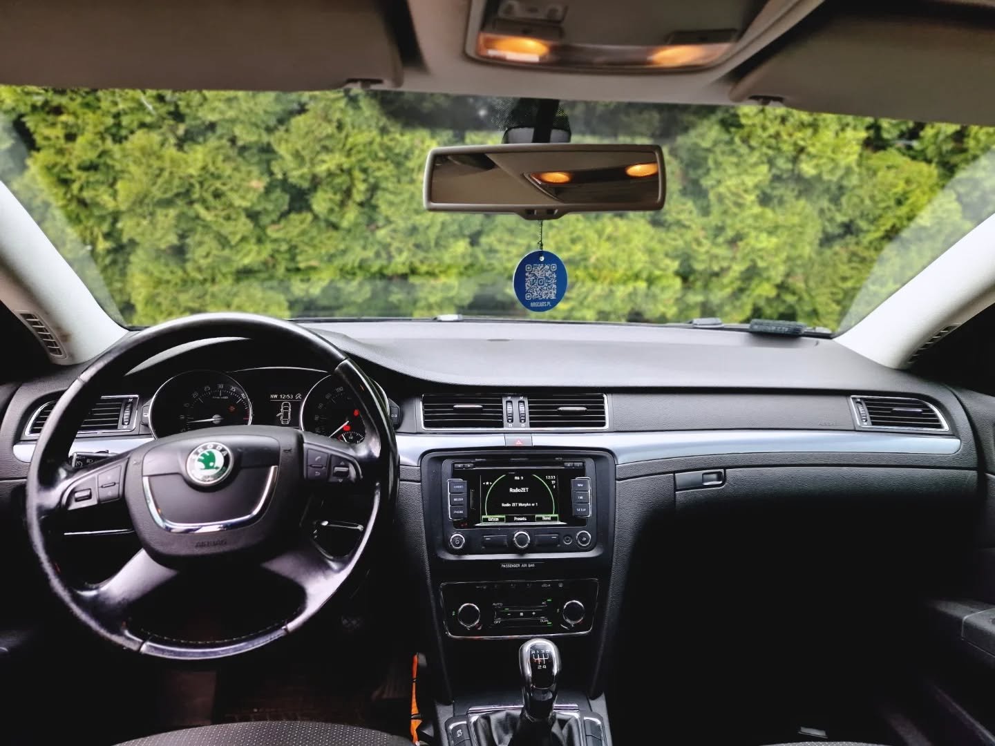 Skoda Superb Sedan Механическая 1.6 L