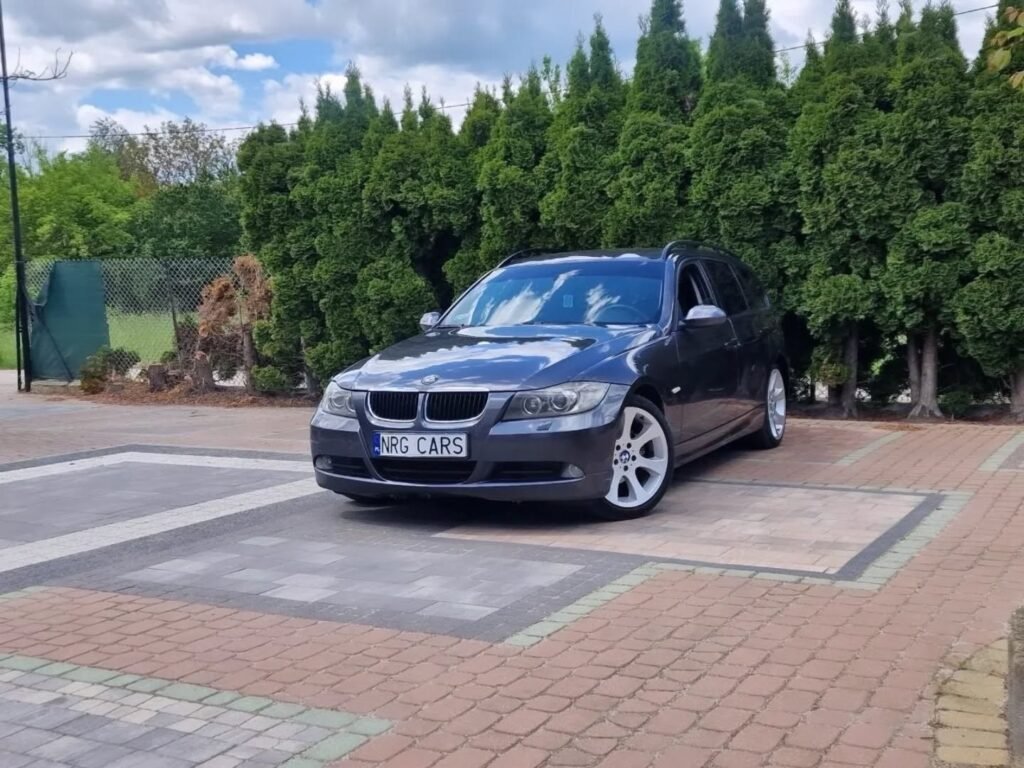 BMW Seria 3 Kombi Механическая 2.0 L