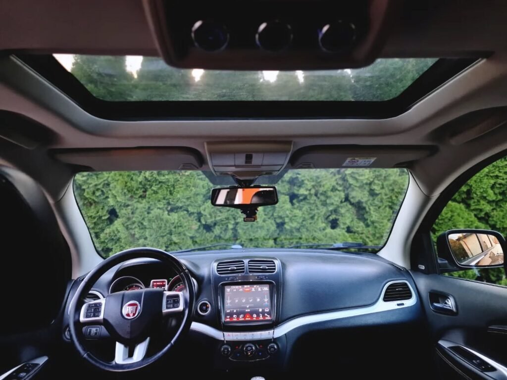 Fiat Freemont Minivan Механическая 2.0 L