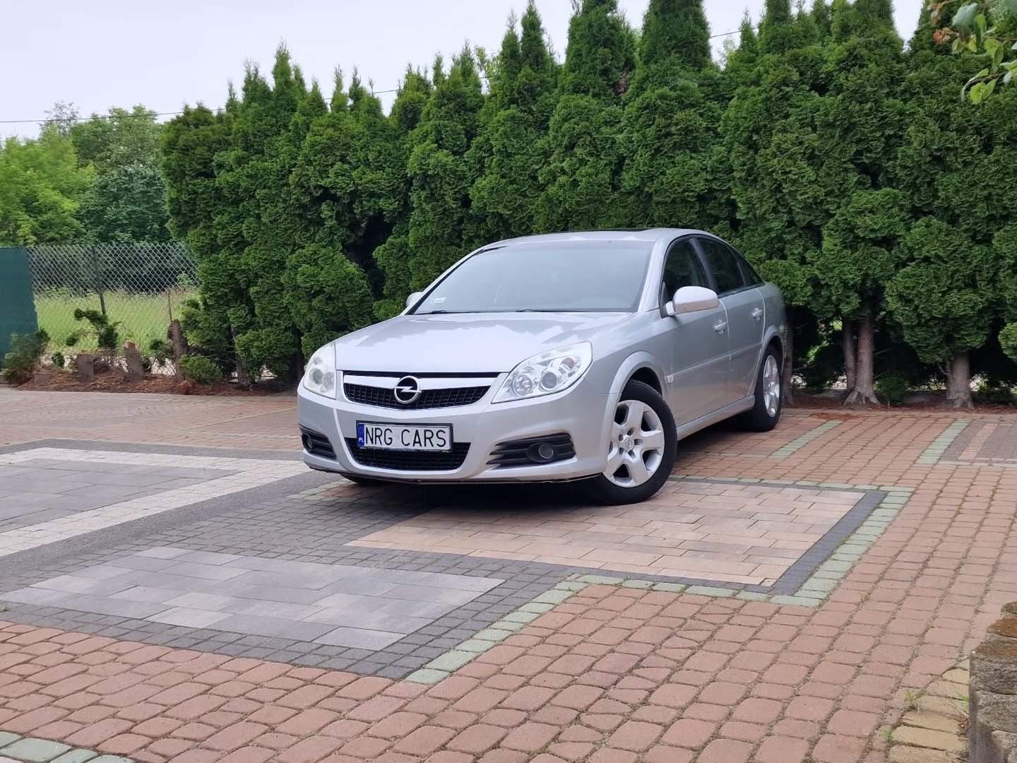 Opel Vectra Sedan Механическая 1.9 L