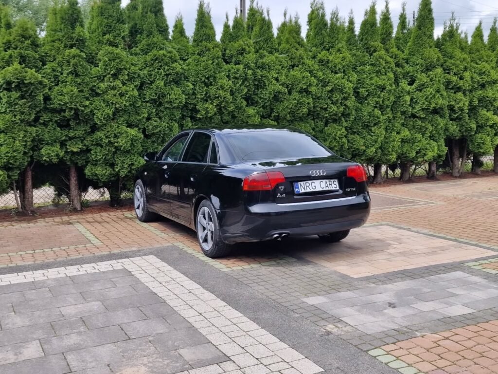Audi A4 Sedan Механическая 1.9 L