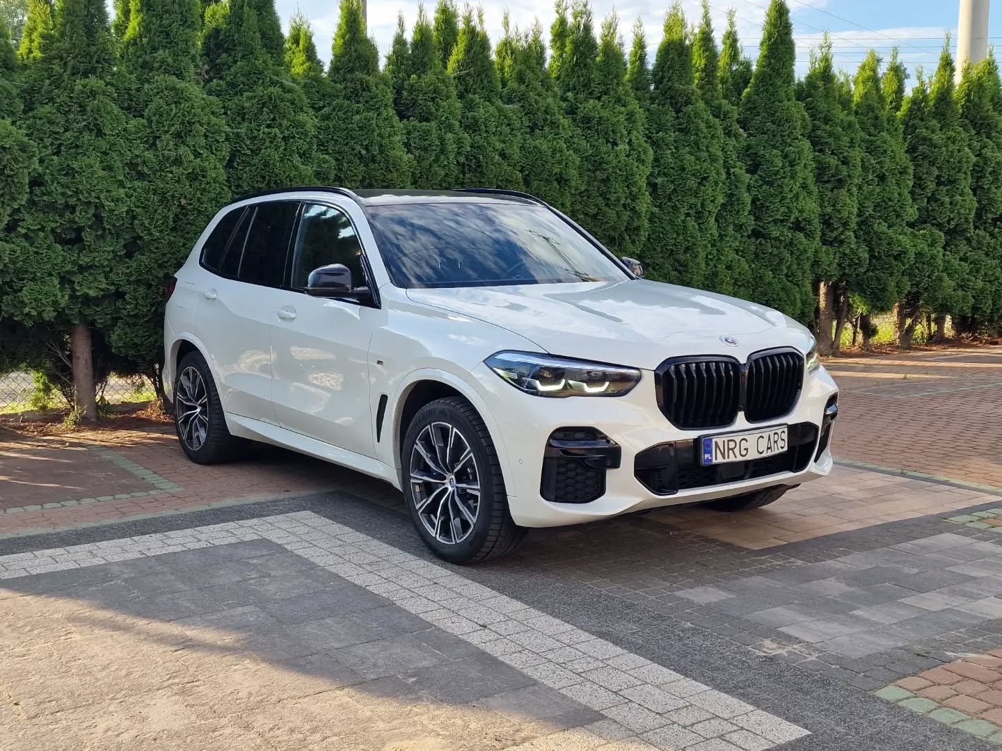 BMW X5 2023 Minivan Автоматическая 2000cc