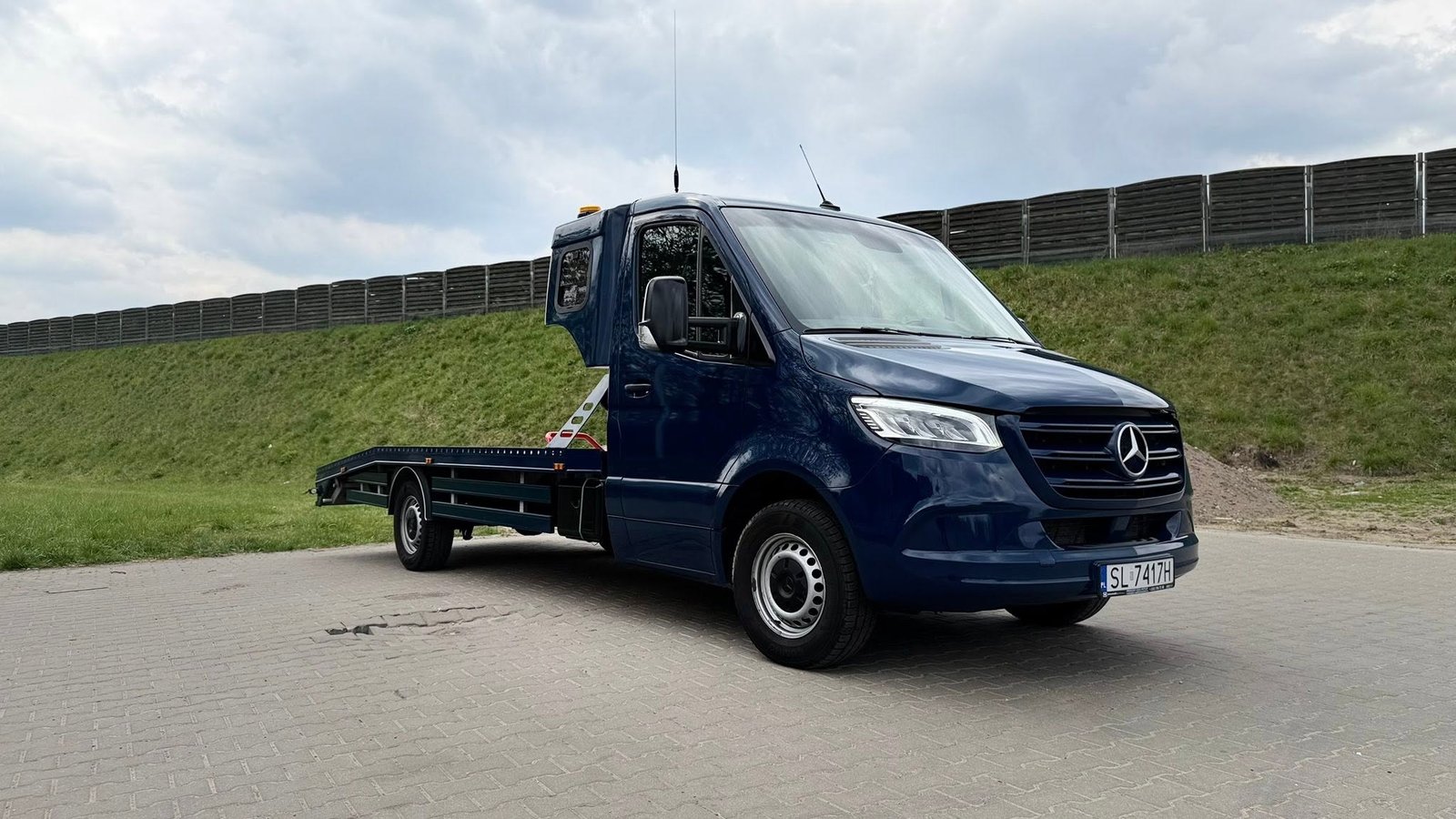 Mercedes-Benz Sprinter 2022 Transporter Автоматическая 2.0 L