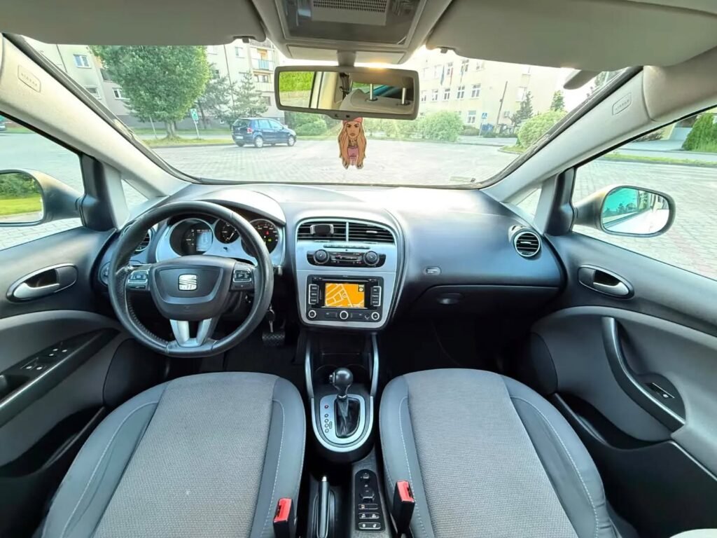 Seat Altea XL 2011 Minivan Автоматическая 1.6 L