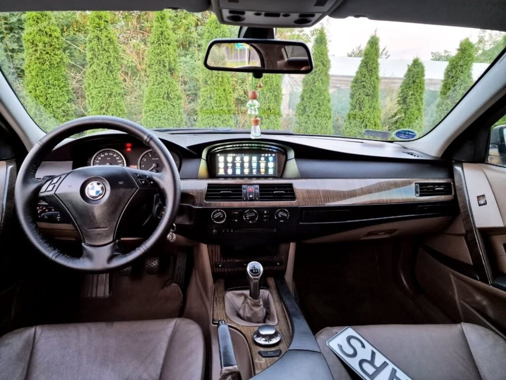 Sedan Механическая