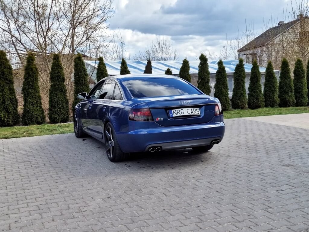 Sedan Автоматическая