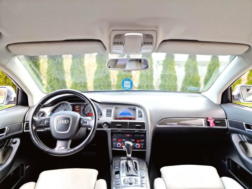 Sedan Автоматическая