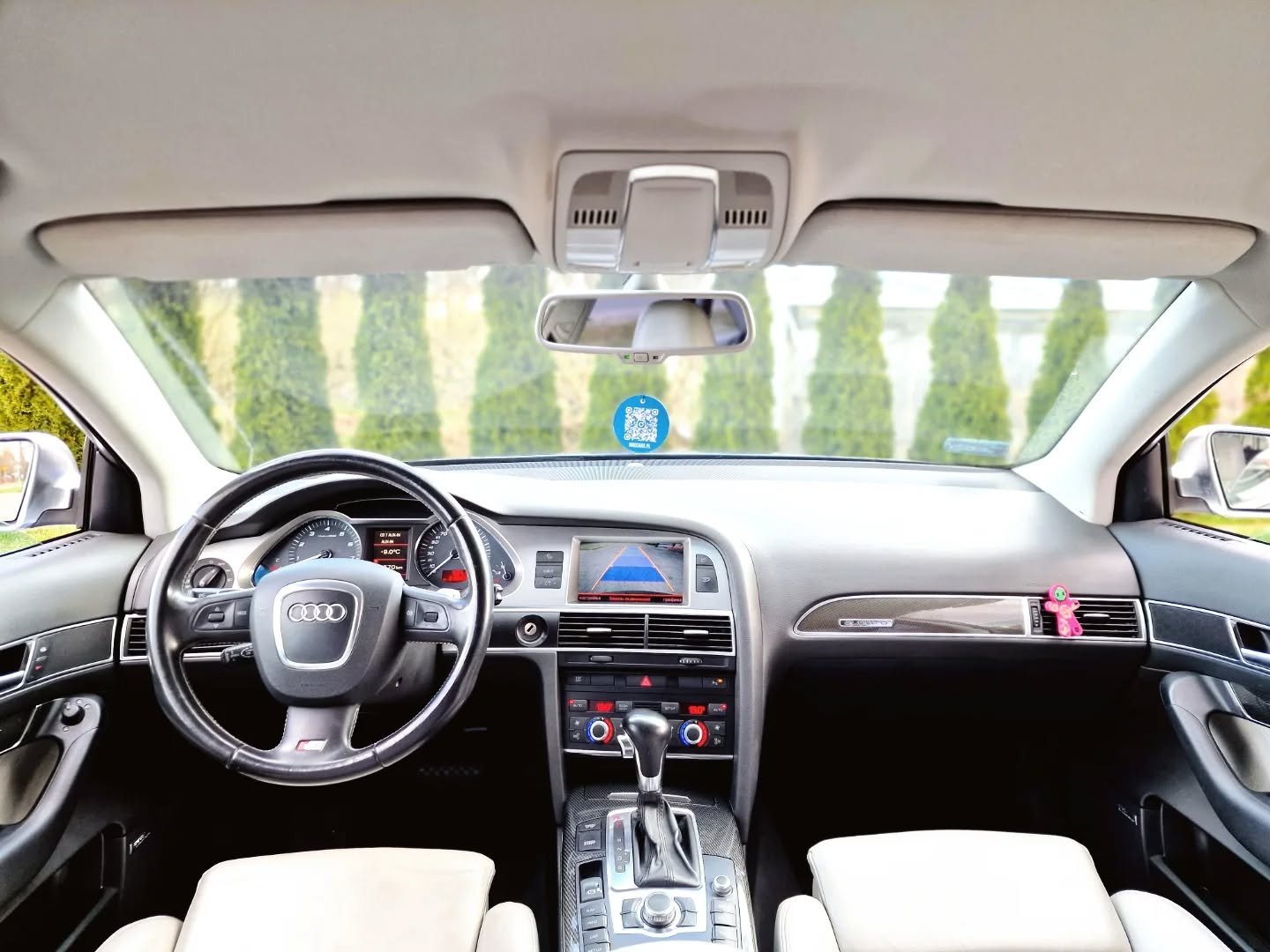 Sedan Автоматическая