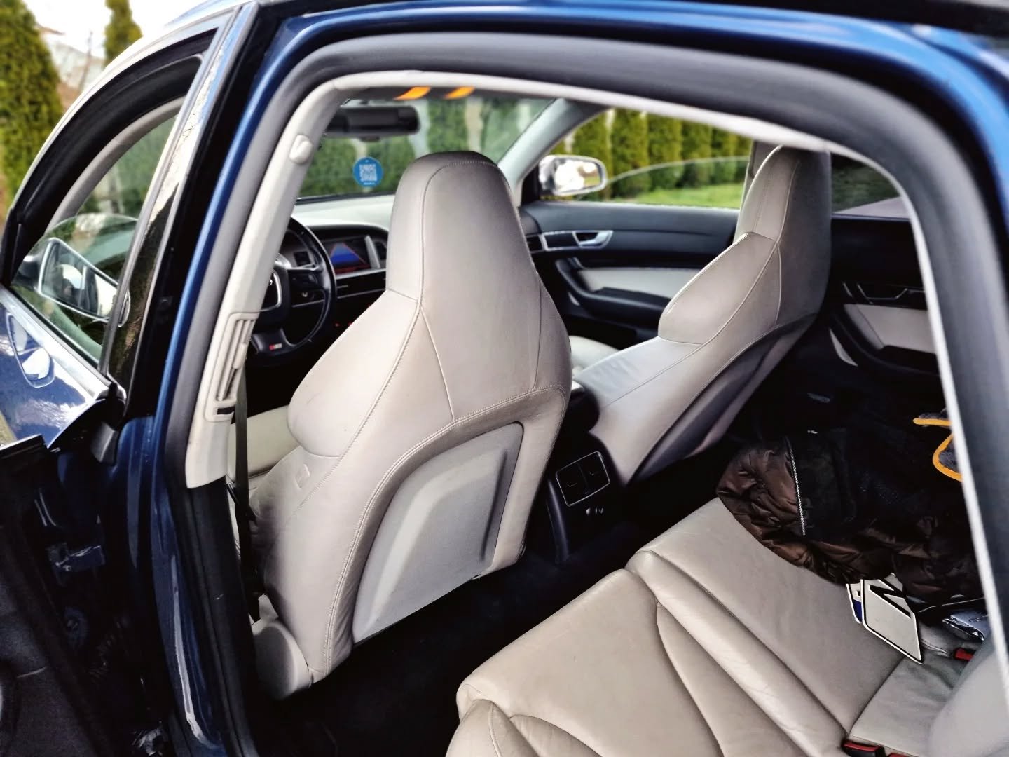 Sedan Автоматическая