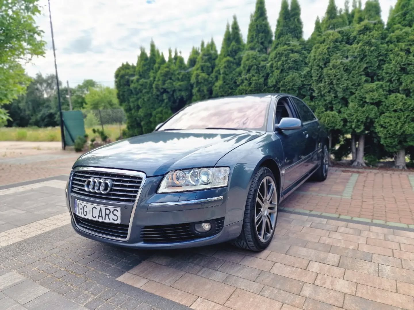 Audi A8