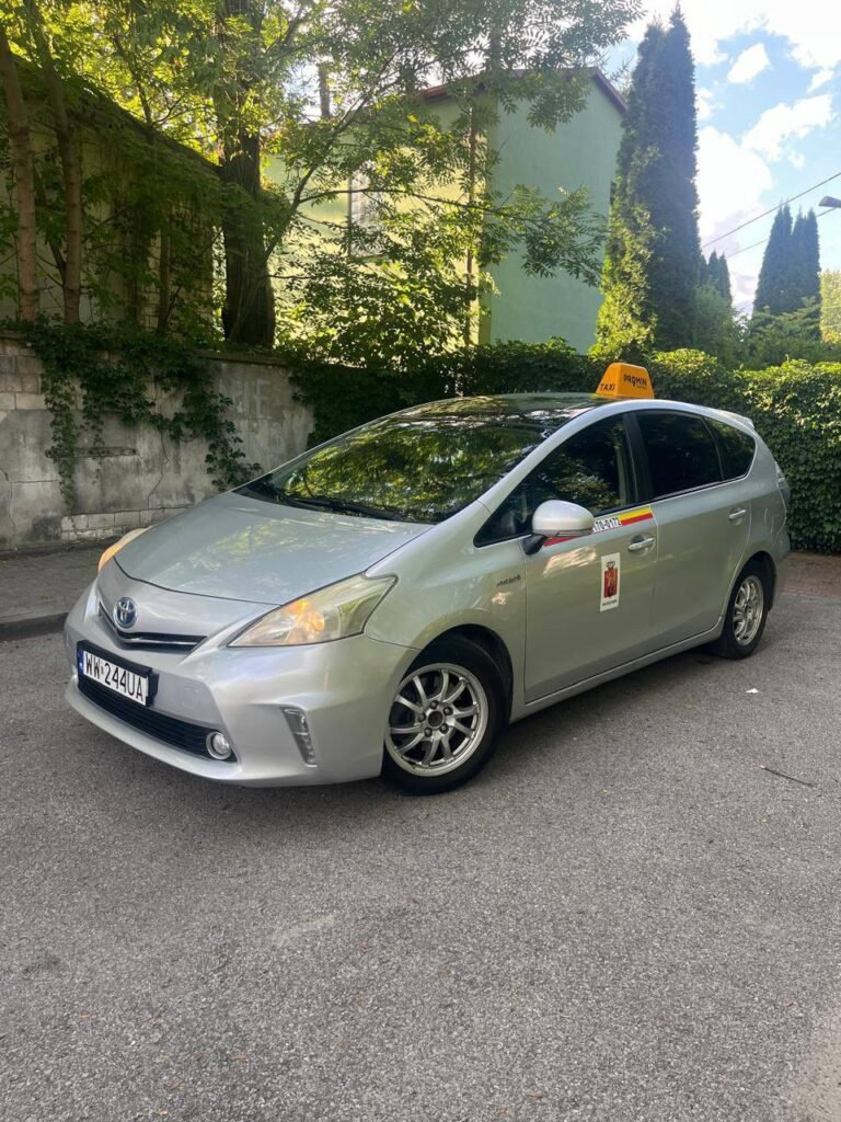Toyota Prius+